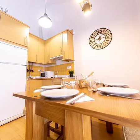 Horizonte Apartman *